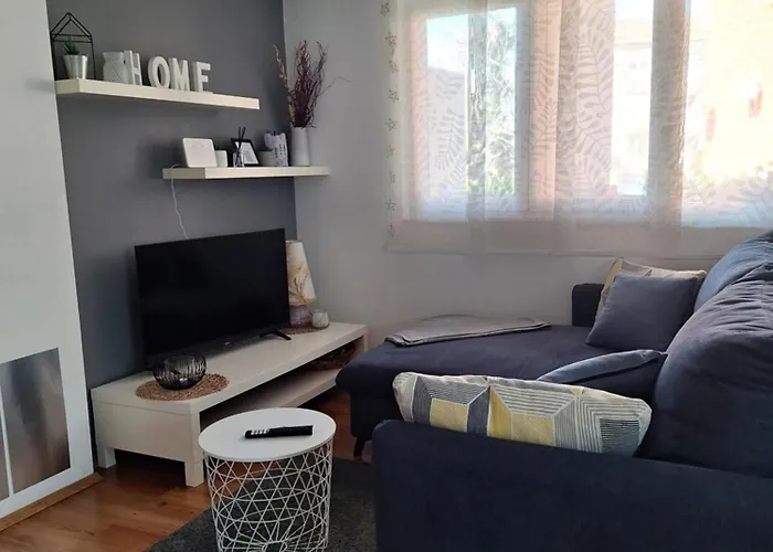 Modern In דירה *