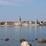 Apartment Modern In Porec