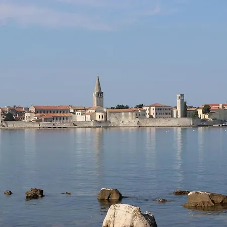 Apartment Modern In Porec