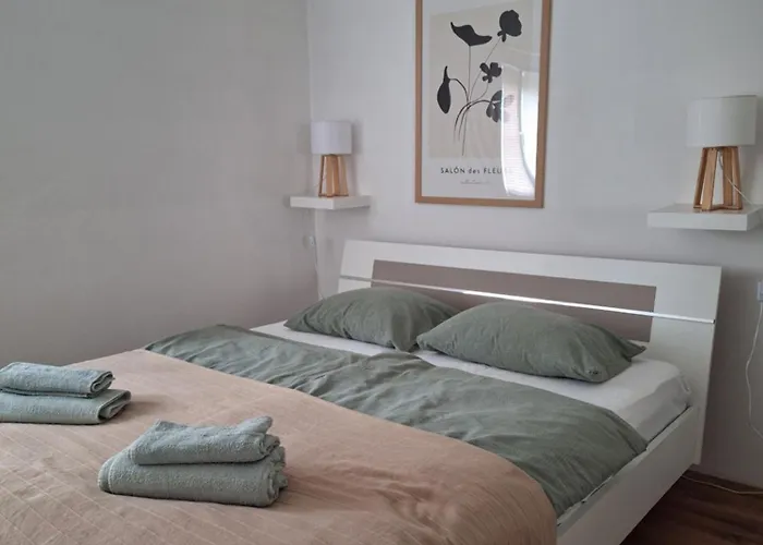 Modern In Apartment Poreč